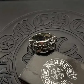 Chrome Hearts রুপালি কালো হেক্সাগনাল ব্যান্ড উঁচু ফুল ক্রস মোটিফ আংটি
