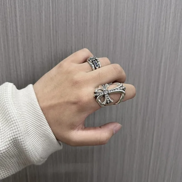 Chrome Hearts Silver White Gothic Cross Pavé-Set Stones Ring 2