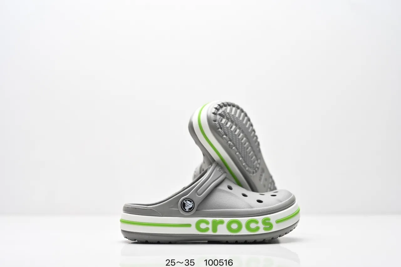 Crocs Classic Clog rosa rojo espuma moldeada ventilada Clog 3