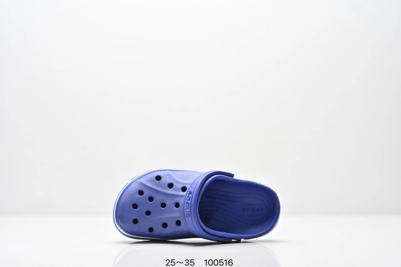 Crocs Classic Clog rosa rojo espuma moldeada ventilada Clog 20