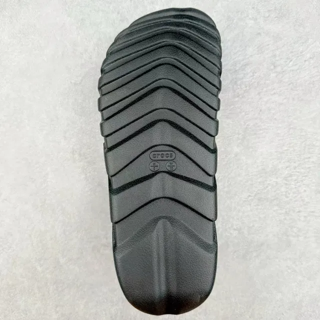 Crocs Echo Clog Black Molded Foam Clog 2
