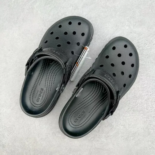 Crocs Echo Clog Black Molded Foam Clog 8