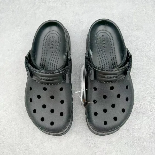 Crocs Echo Clog Black Molded Foam Clog 9