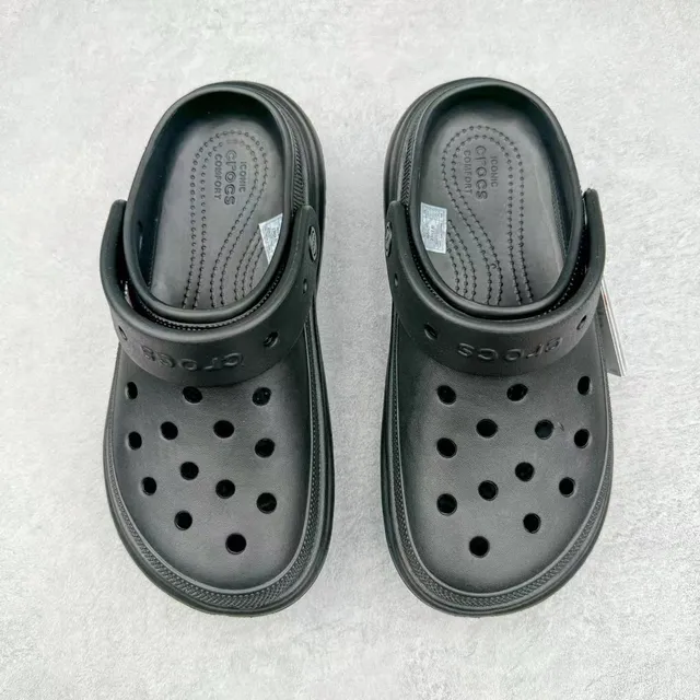 Crocs Echo Clog Black Platform Clog 9