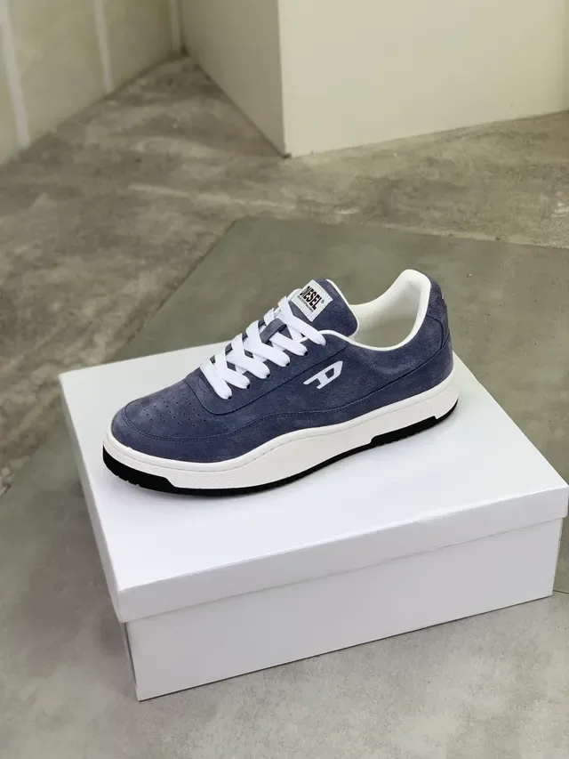 Diesel Lifestyle Sneaker Gray Suede White Lace Low-Top Sneakers 4