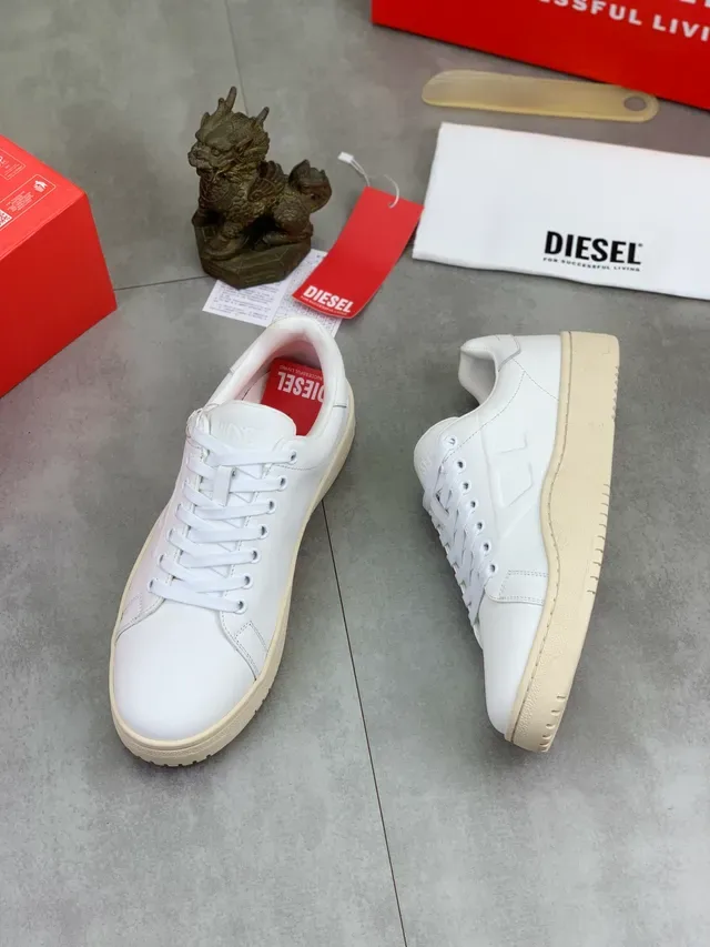 Diesel White Low-Top Lifestyle Sneaker 3