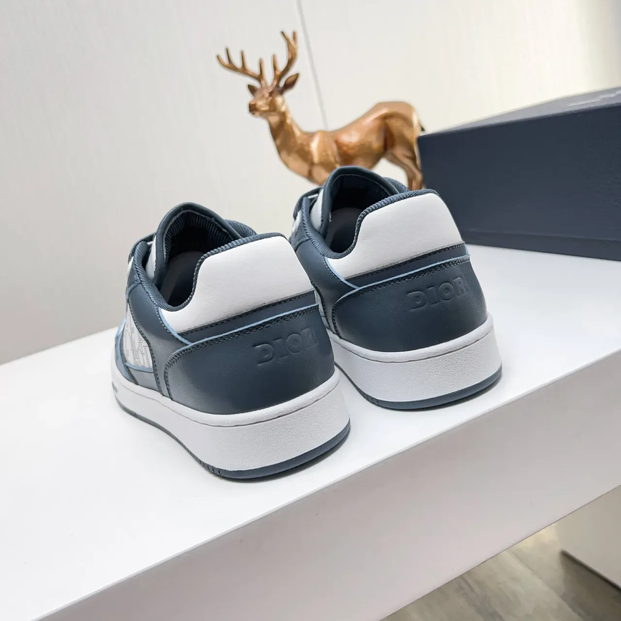 Dior B23 Blue and White Monogram Lifestyle Sneakers 4