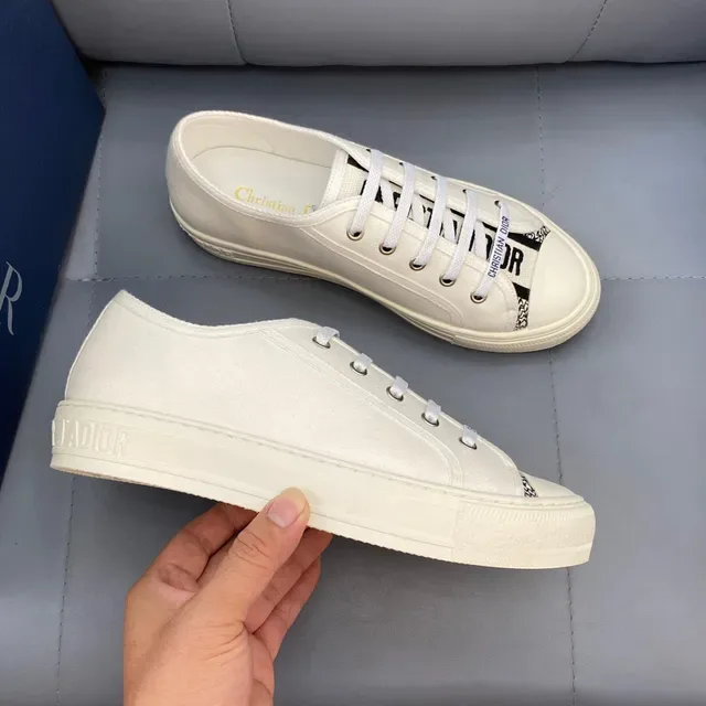 Dior B23 Off-White Canvas Lifestyle Sneakers 3