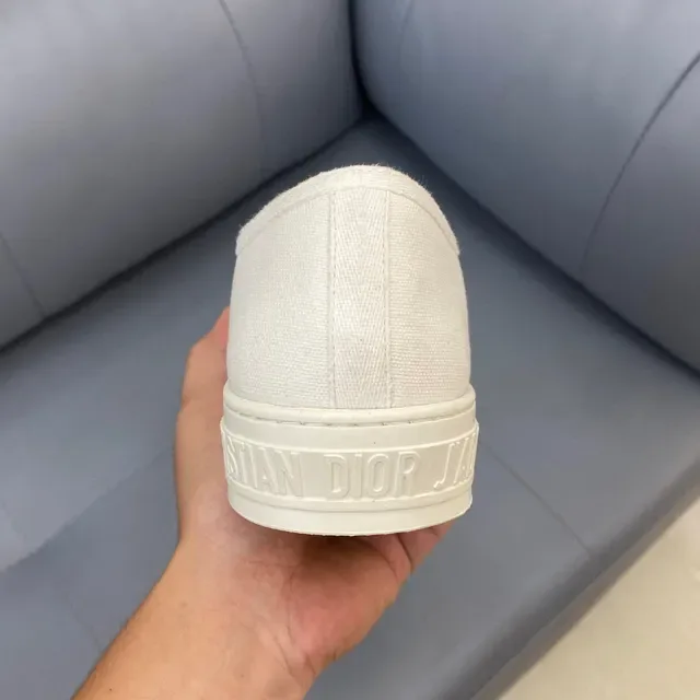 Dior B23 Off-White Canvas Lifestyle Sneakers 8