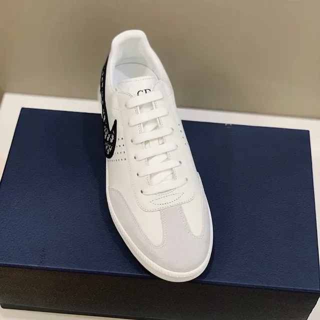 Dior B23 White and Black Monogram Overlay Lifestyle Sneakers 2