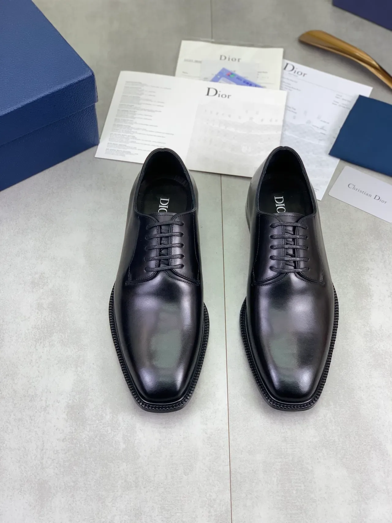 Dior Chaussures Oxford en Cuir Noir Poli à Embout Cap 5
