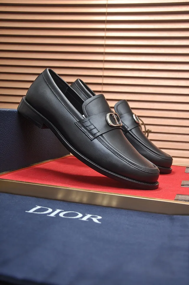 Dior Noir Argent Cuir Lisse Metal D Boucle Détail Mocassin 3