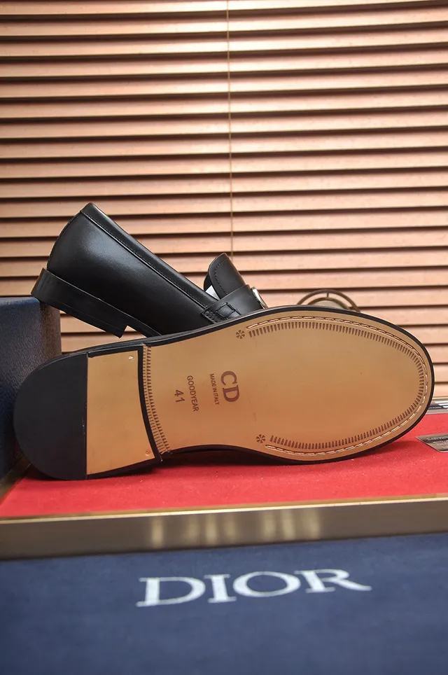 Dior Noir Argent Cuir Lisse Metal D Boucle Détail Mocassin 7