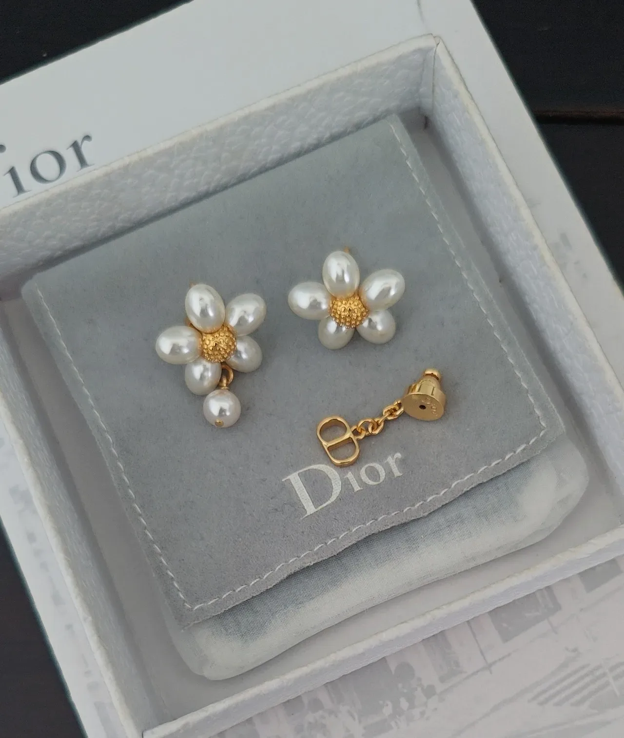 Dior Floral Pearl Gold-Tone Asymmetrical Earrings 3