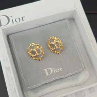 Dior 金色 碎钻 链条 CD 图案 耳环