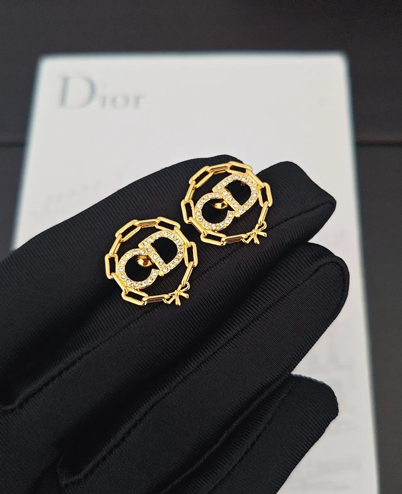 Dior Gold-Tone Pavé-Crystal Chain-Link CD Motif Earrings 4