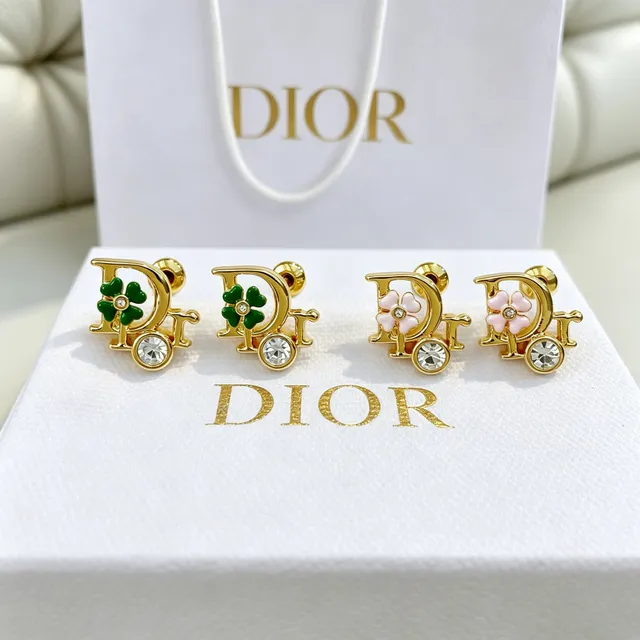 Dior Boucles d'oreilles à studs avec logo floral émaillé rose doré 4