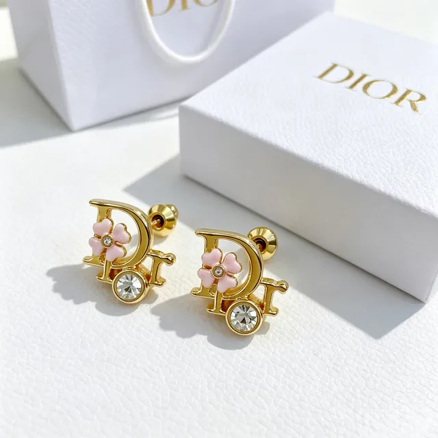 Dior Boucles d'oreilles à studs avec logo floral émaillé rose doré 10