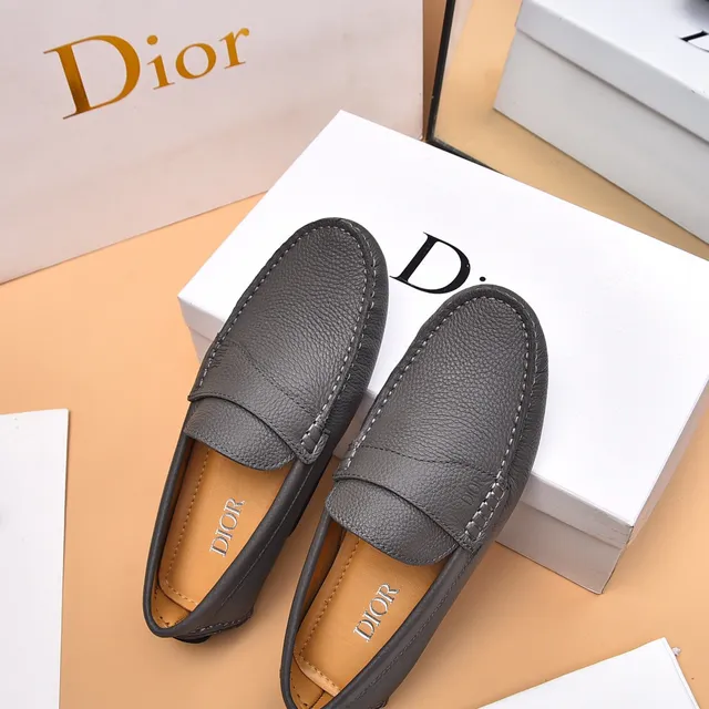Dior Mocassin en Cuir Granulé Beige Gris à Bride Penny 4