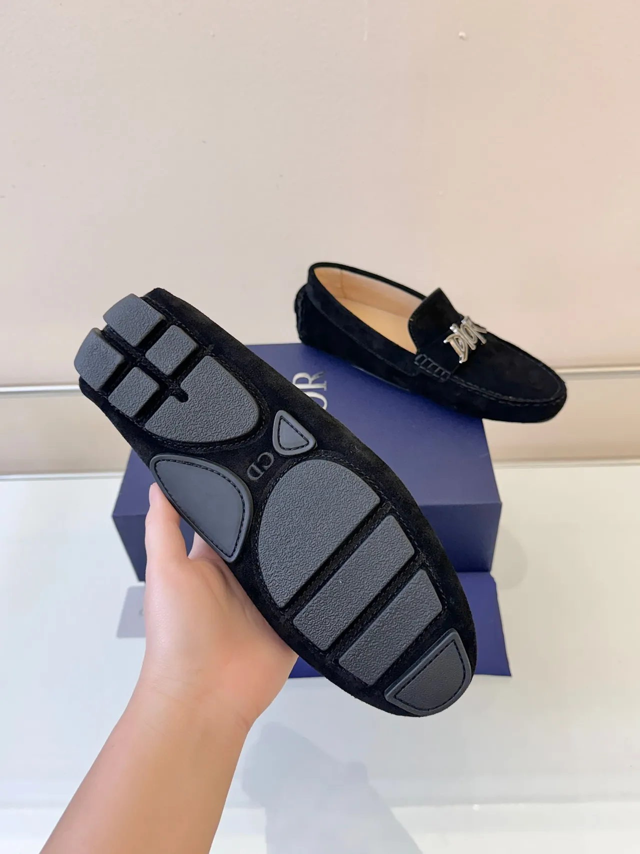 Dior Loafer Camurça Preto Prata Fivela de Metal Loafer 5