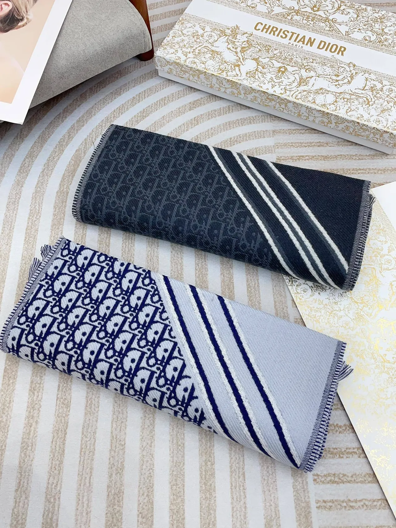 Dior Monogram Knit Cashmere Scarf 4