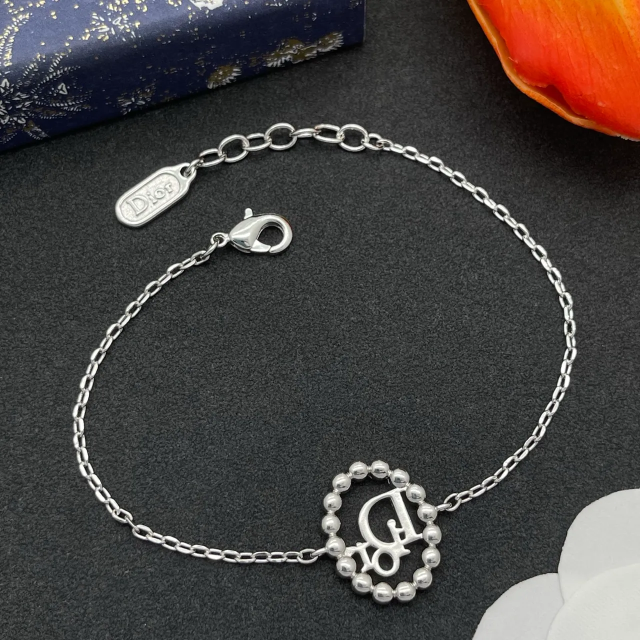 Dior Silver Transparent Chain Heart-Shaped Crystal-Encrusted Pendant Bracelet 4
