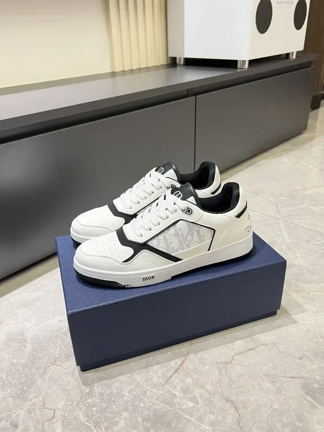 Dior White Black Low-Top Monogrammed Side Panel Lifestyle Sneakers 4