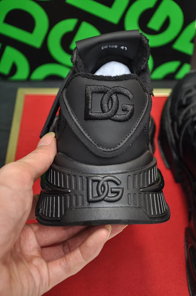 Dolce & Gabbana Black Monochrome Multi-Material Upper Chunky Sneakers 2