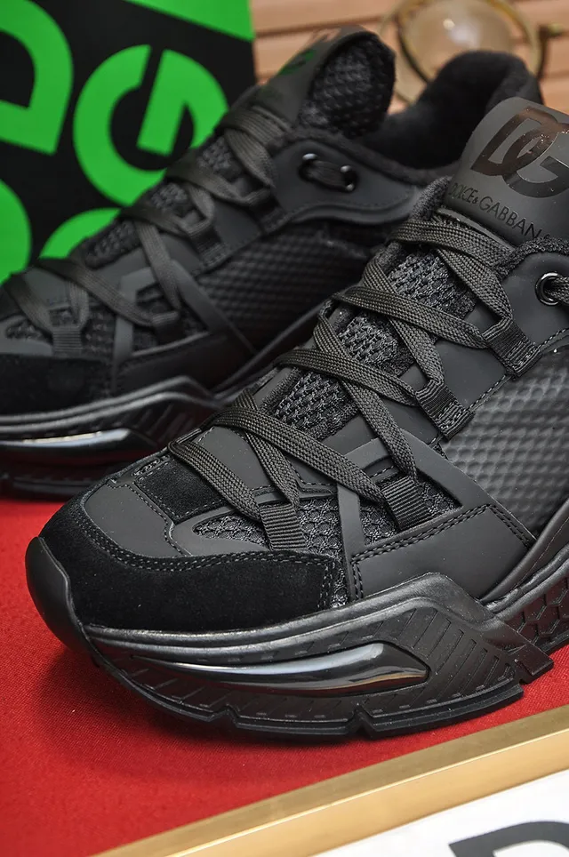 Dolce & Gabbana Black Monochrome Multi-Material Upper Chunky Sneakers 3