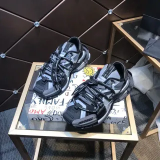 Dolce & Gabbana NS1 رمادي أسود هجين صندل-رياضي بناء متعدد الحزام حذاء رياضي كثيف