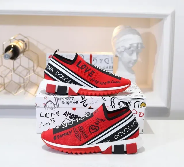 Dolce & Gabbana Speed Trainer حذاء أسلوب حياة بنص جرافيكي أحمر 4