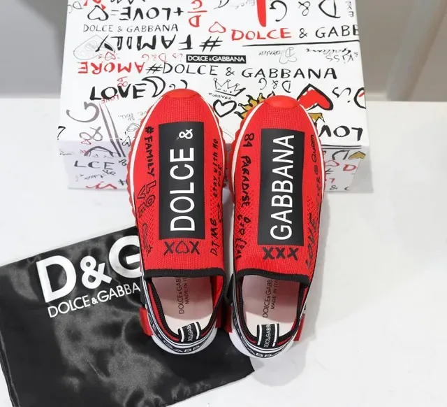 Dolce & Gabbana Speed Trainer حذاء أسلوب حياة بنص جرافيكي أحمر 5