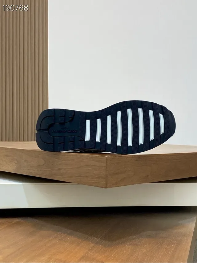 Dolce & Gabbana Zapatillas de Estilo de Vida Blancos y Negros con Malla de Tejido Superior y Paneles Laterales Acanalados 3