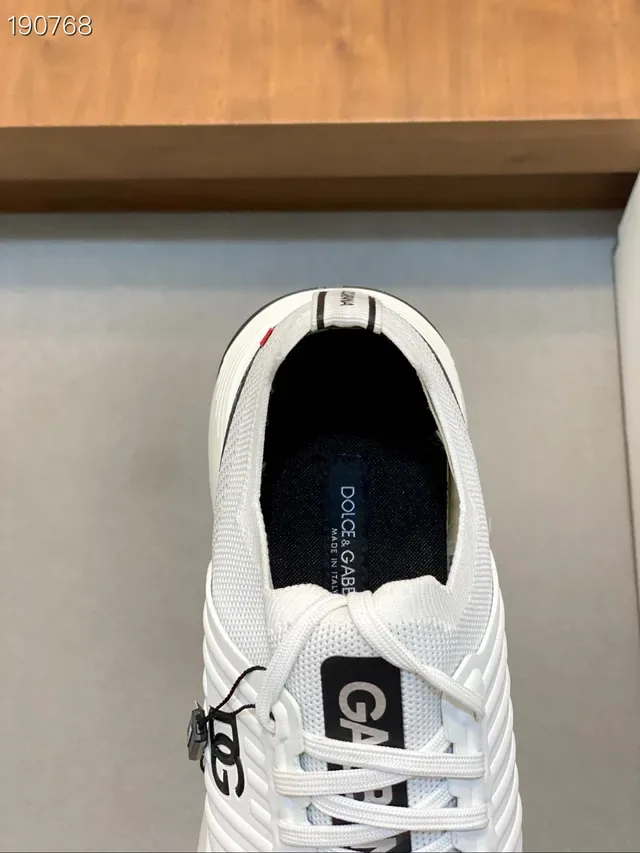 Dolce & Gabbana Zapatillas de Estilo de Vida Blancos y Negros con Malla de Tejido Superior y Paneles Laterales Acanalados 4