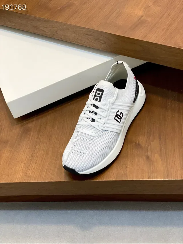 Dolce & Gabbana Zapatillas de Estilo de Vida Blancos y Negros con Malla de Tejido Superior y Paneles Laterales Acanalados 5