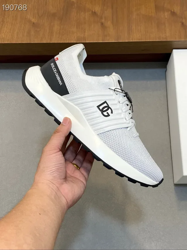 Dolce & Gabbana Zapatillas de Estilo de Vida Blancos y Negros con Malla de Tejido Superior y Paneles Laterales Acanalados 7