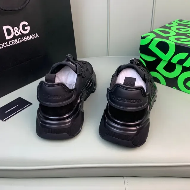 Dolce & Gabbana Sneakers Chunky Noires Oversize avec Semelle Sculptée et Upper en Cuir et Daim 3