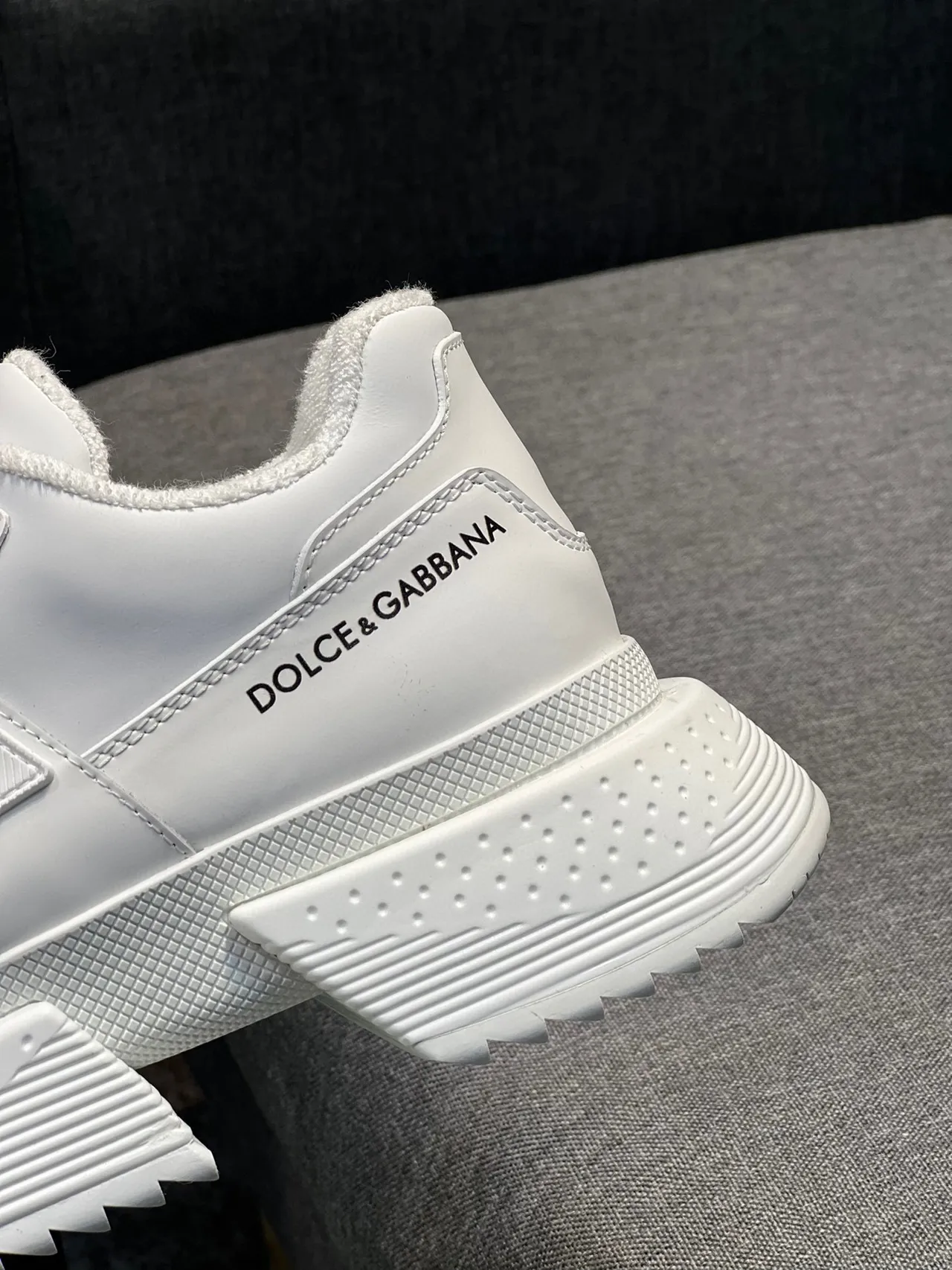 Dolce & Gabbana White Green Leather Upper Embossed D&G Plaque Chunky Sneakers 9