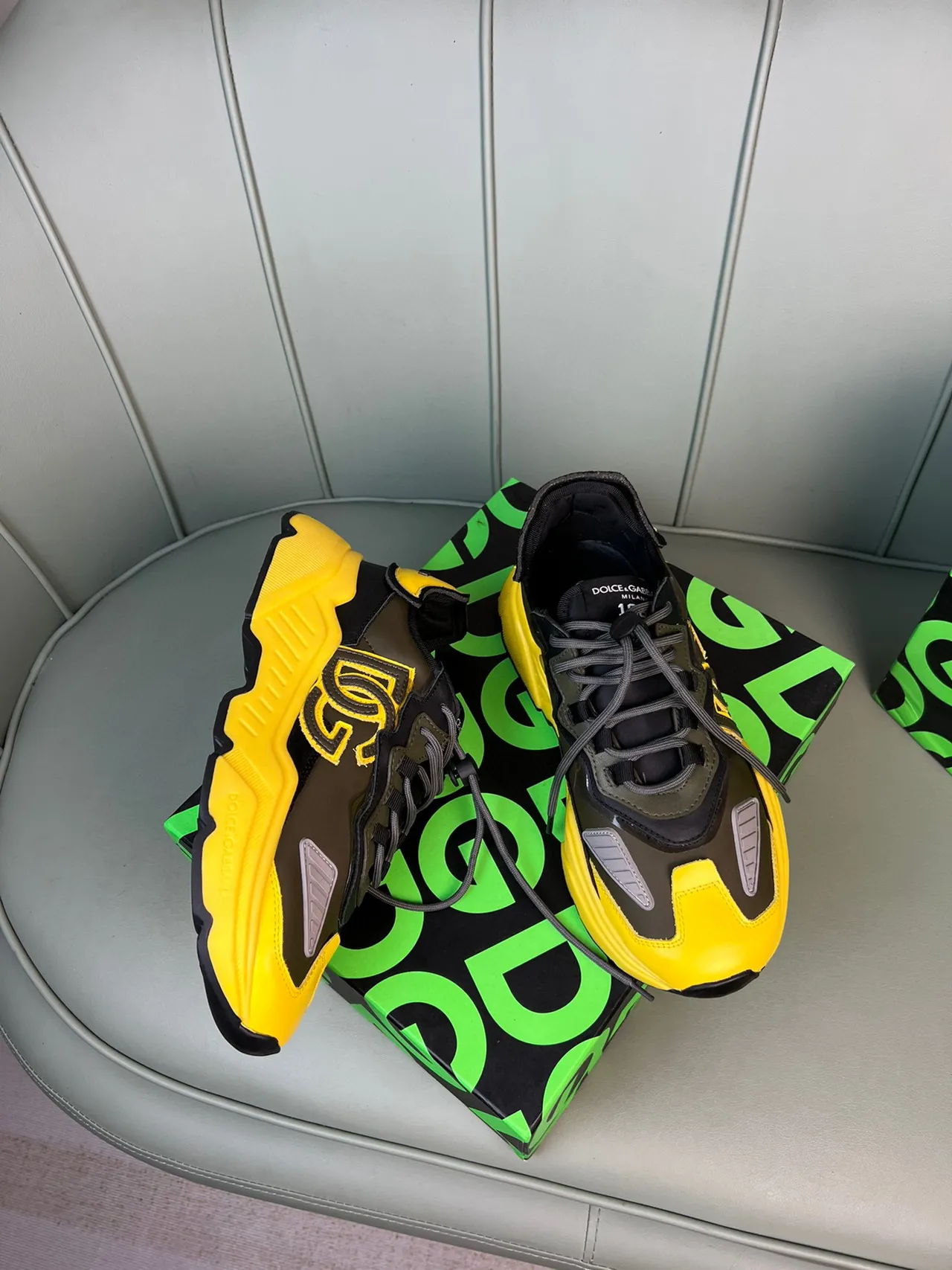 Dolce & Gabbana Amarelo Verde do Exército Oversized Monogram Sola Esculpida Tênis Chunky 3