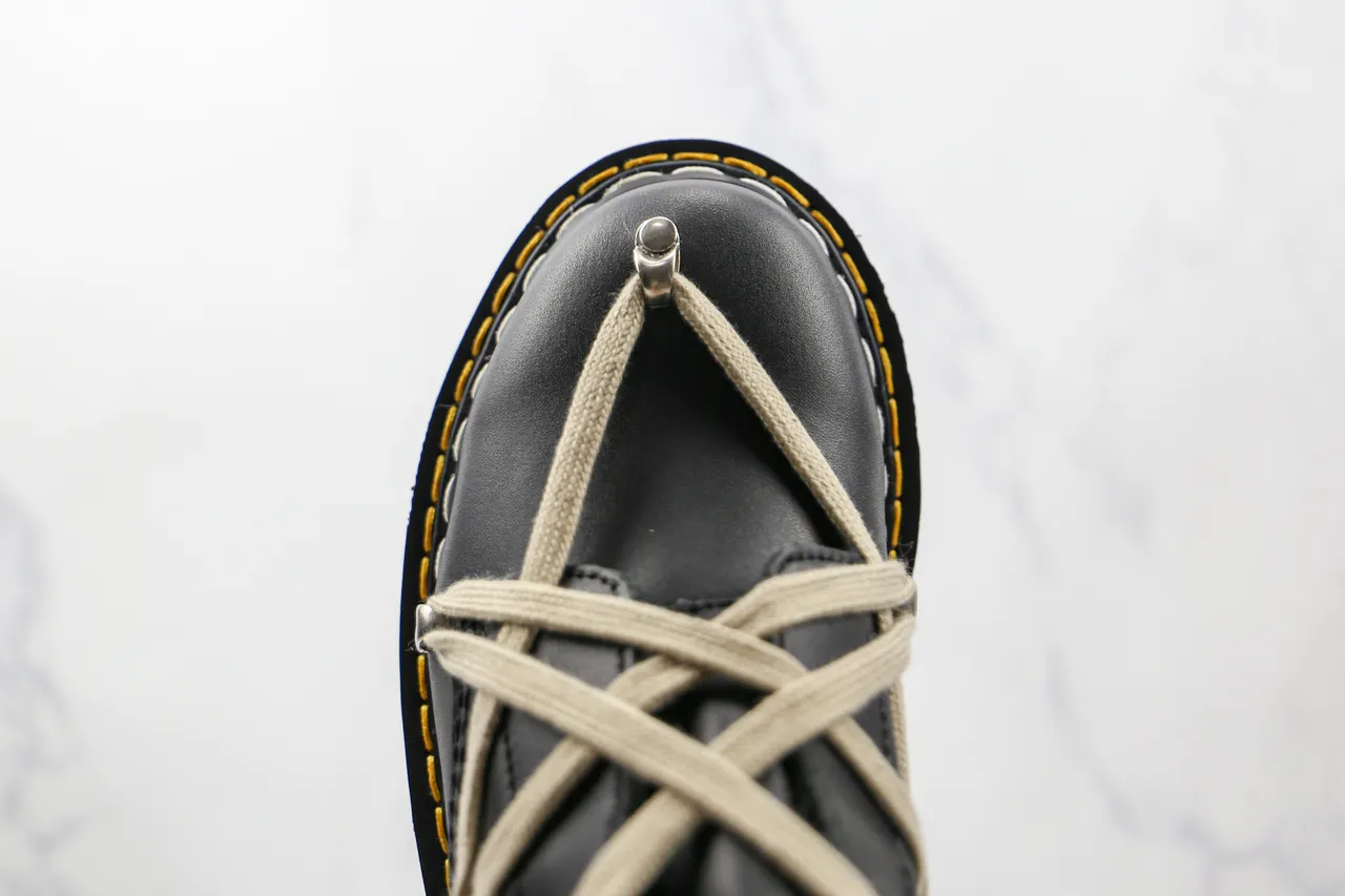 Dr. Martens Negro Beige Cuero Suave Cordones Botas Martin 5