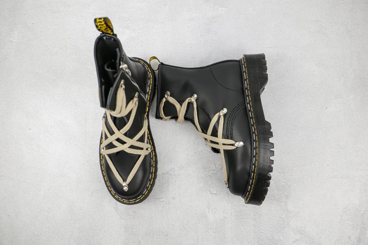 Dr. Martens Negro Beige Cuero Suave Cordones Botas Martin 8