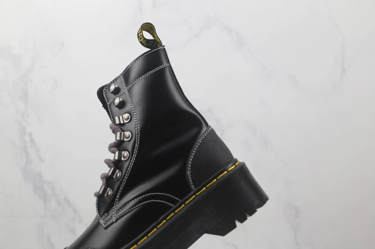 Dr. Martens Jadon Platform 黑色皮革马丁靴 7