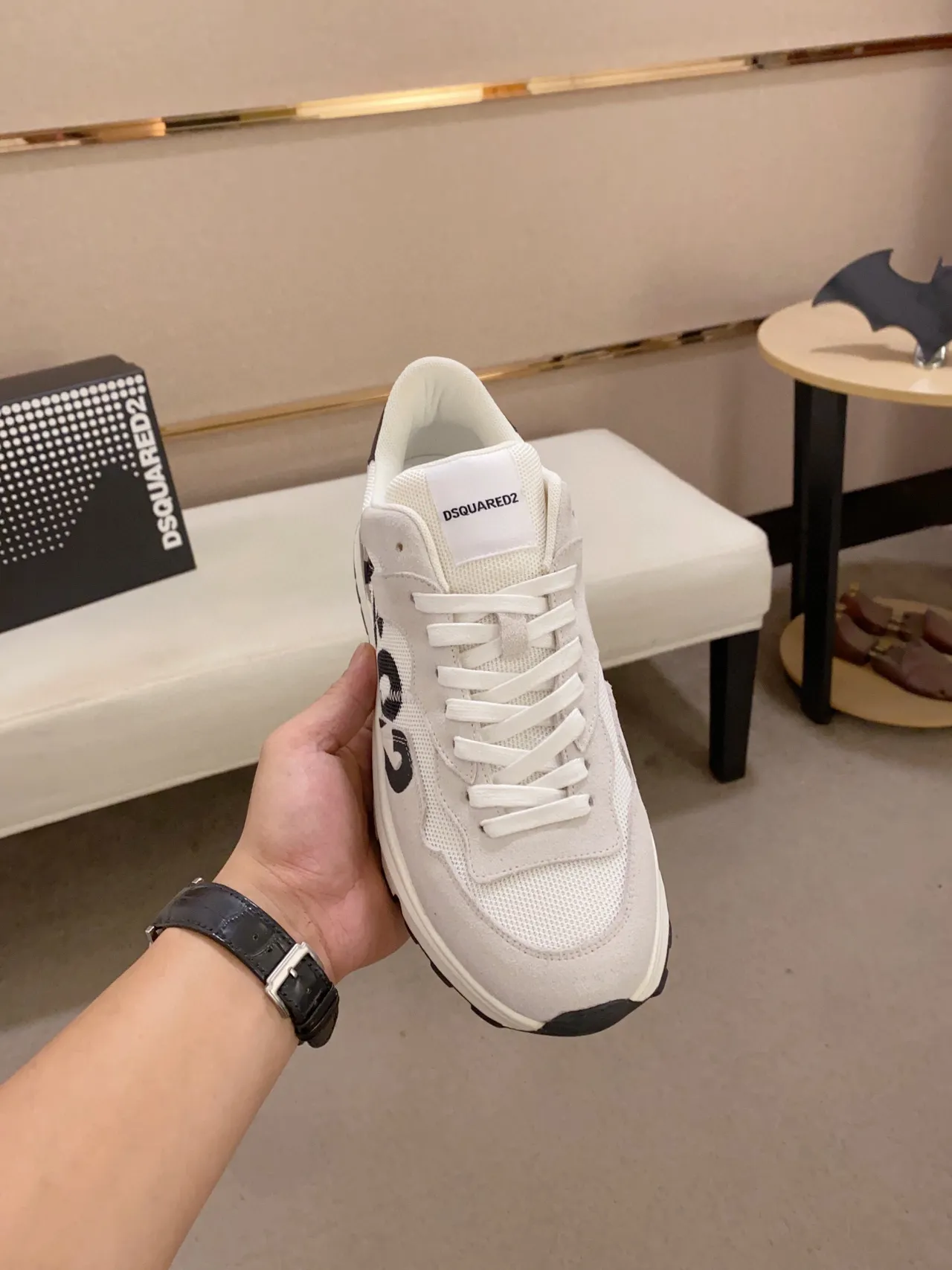 Dsquared2 ICON حذاء رياضي لايف ستايل رمادي لوجو Oversized 9