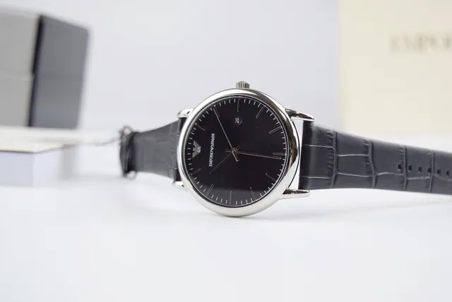 Emporio Armani কালো রূপালি ন্যূনতম ড্রেস কোয়ার্টজ ঘড়ি 2