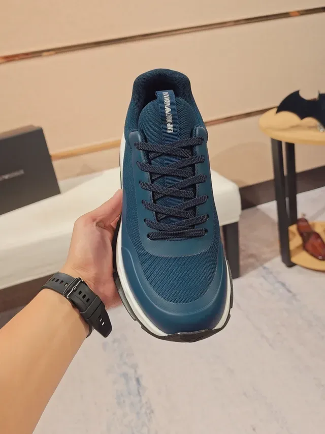 Emporio Armani Sneakers Lifestyle Bleu marine et blanc 5
