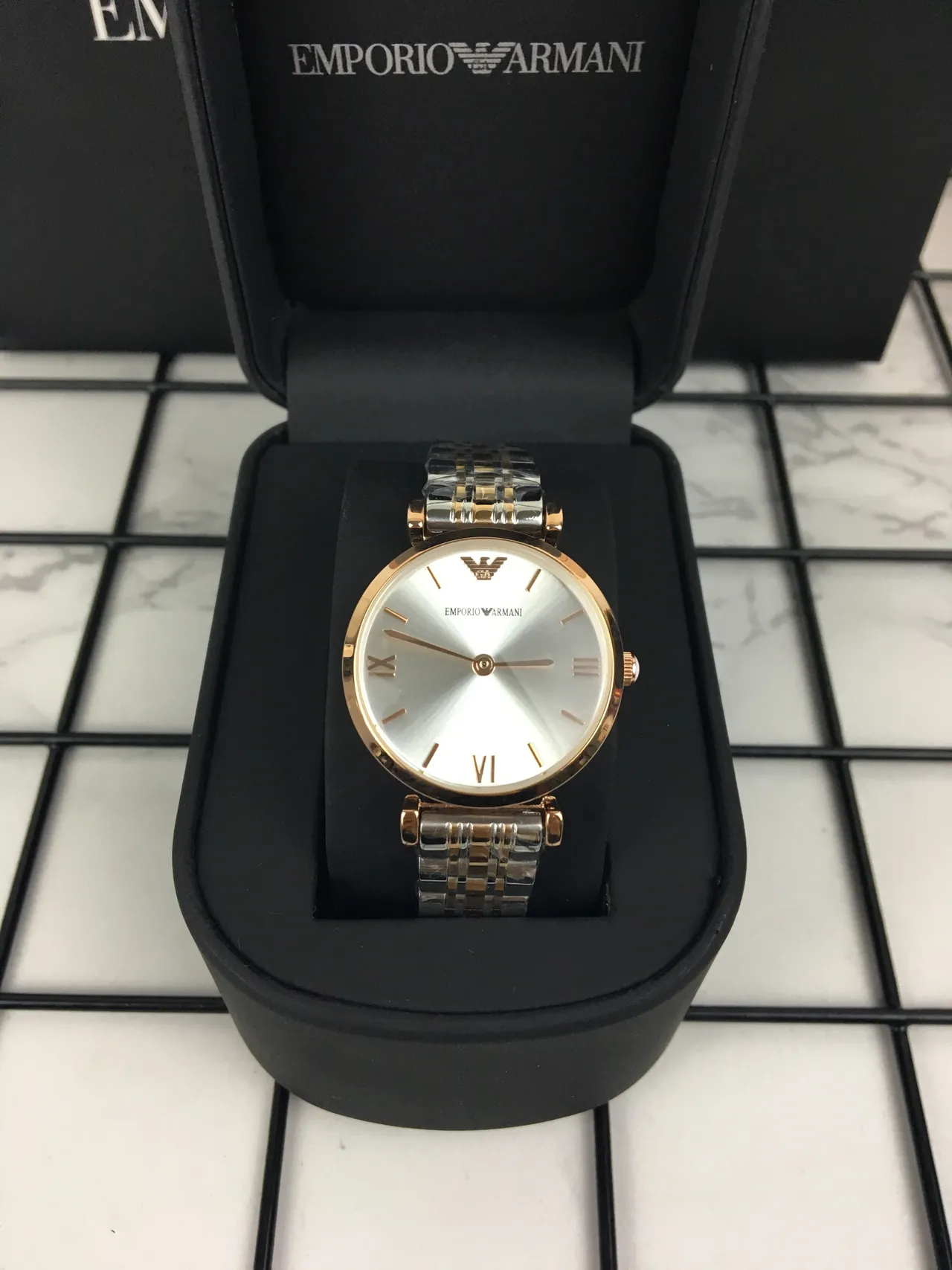 Emporio Armani Relógio Prata Dourado Caso Redondo Disco Sunray Quartzo 3