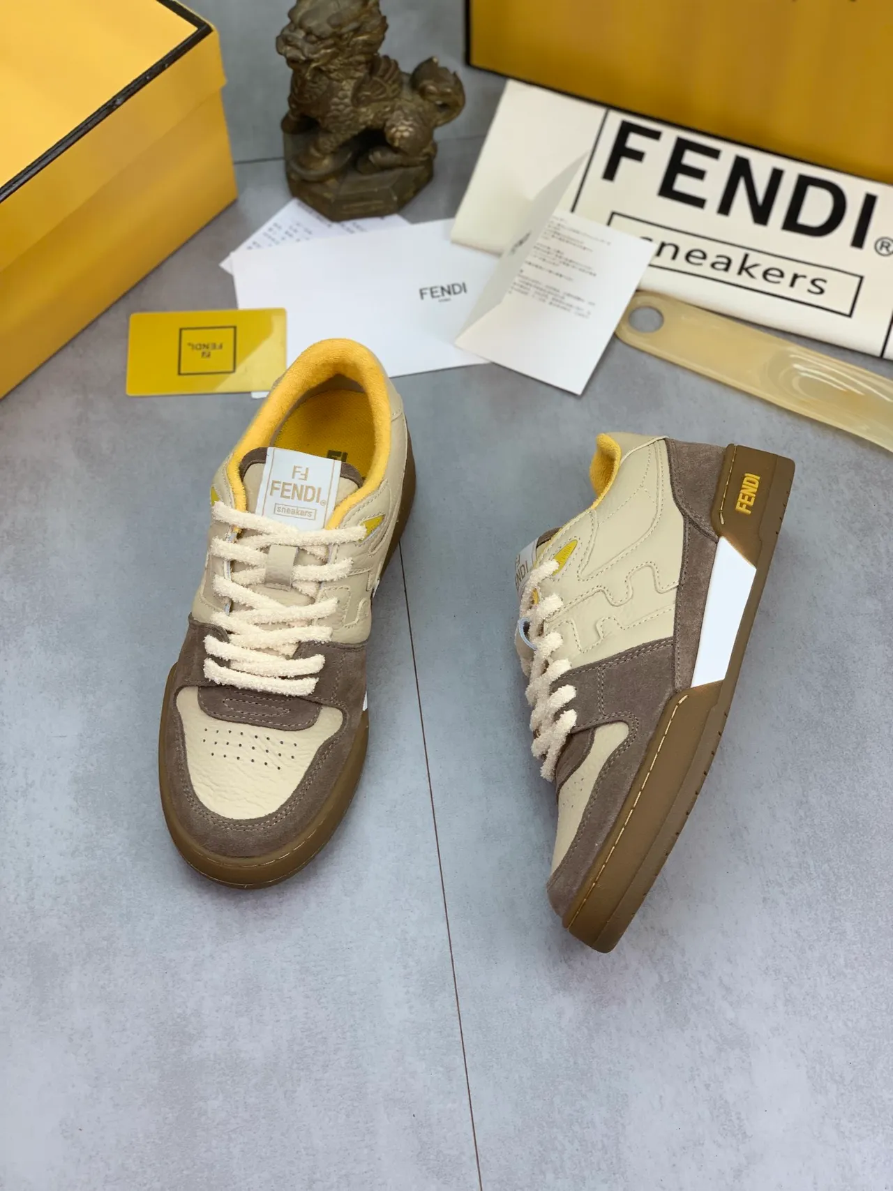 Fendi Chaussures Beige Marron Dessus Cuir-Suede Stratifié Doigt Perforé 5