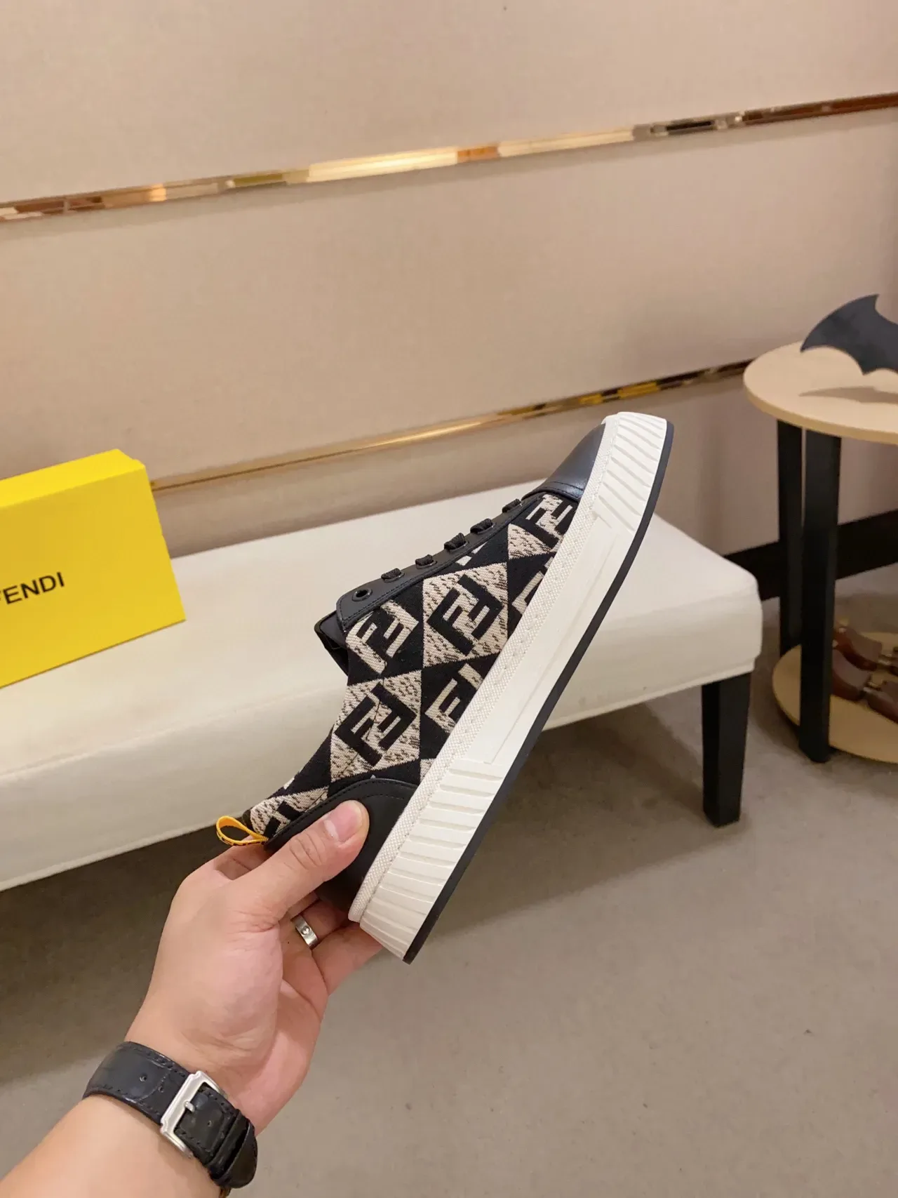 Fendi Sneakers Lifestyle Noir Rouge FF Monogram Print Logo Stripe 6