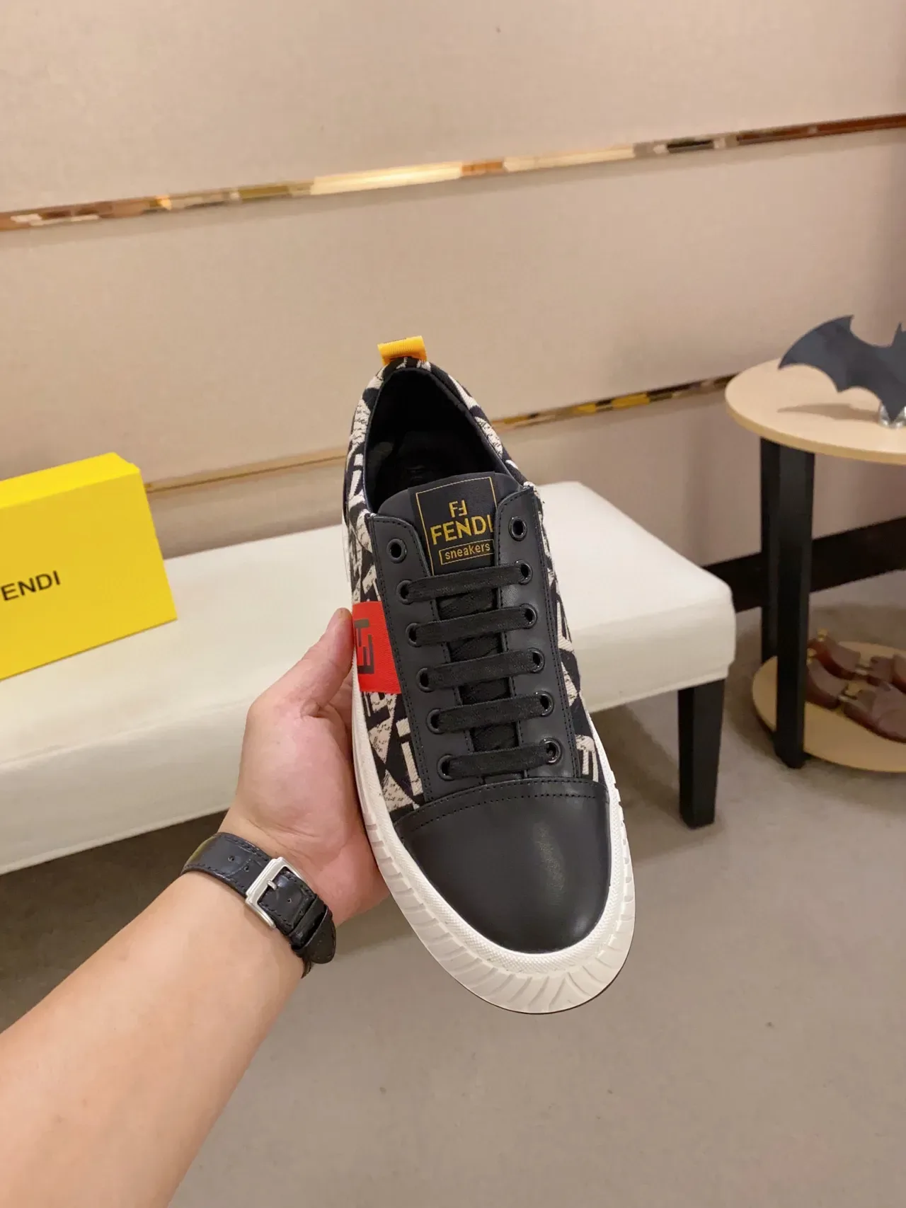 Fendi Sneakers Lifestyle Noir Rouge FF Monogram Print Logo Stripe 9