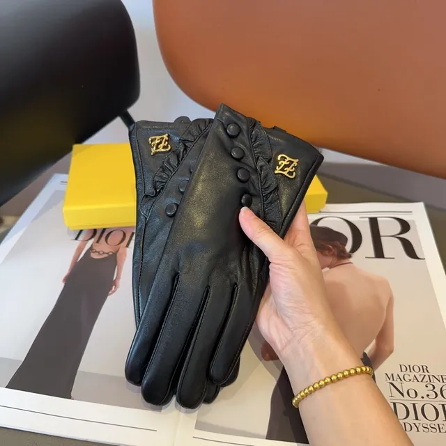 Fendi FF Logo Ruched Button Leather Gloves 2